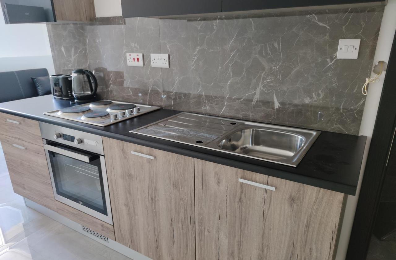 Privilege Suite Sliema Bagian luar foto