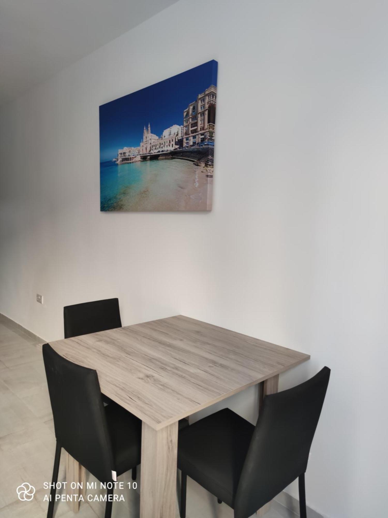 Privilege Suite Sliema Ruang foto